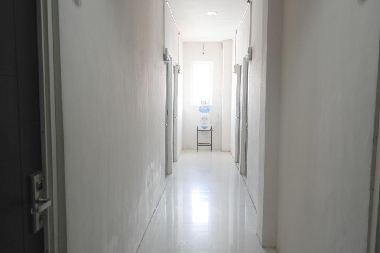 Reddoorz At Jalan Somba Opu Losari Макасар Екстериор снимка